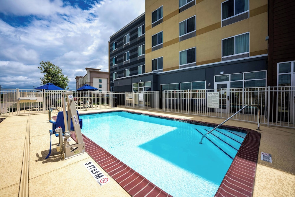 fairfield inn and suites by marriott huntsville
