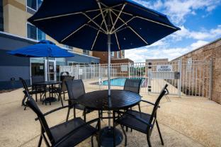 fairfield inn and suites by marriott huntsville