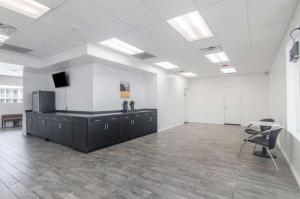 lonestar inn and suites