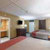 lonestar inn and suites