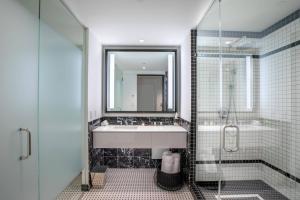 the laura hotel houston downtown autograph collection