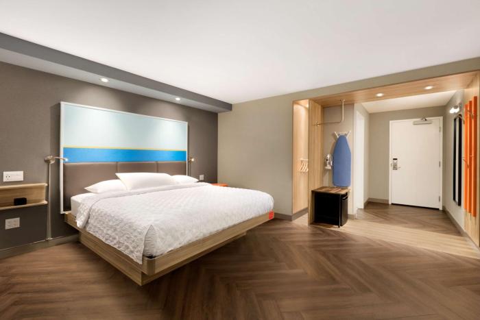 tru by hilton las vegas airport nv