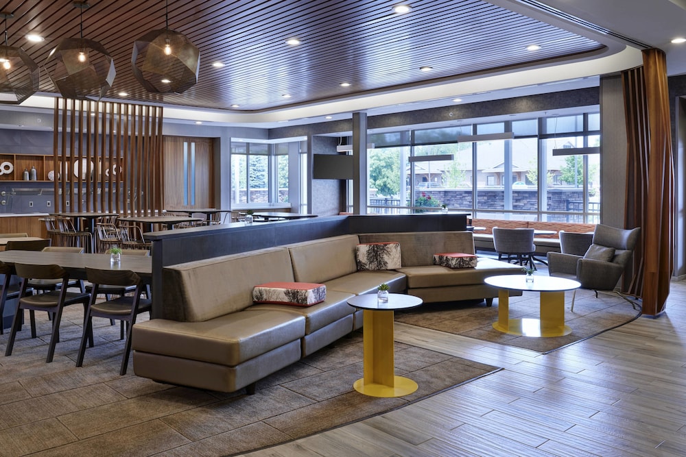 springhill suites grand rapids west
