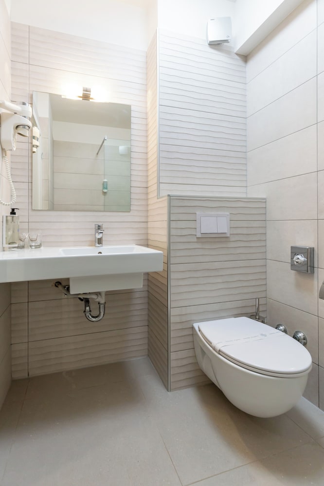 hotel emaus