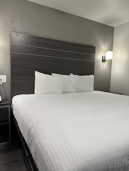 sleepy traveler motel