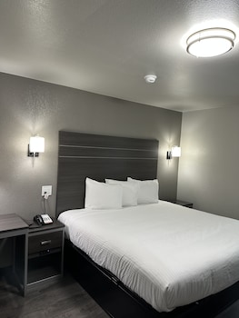 sleepy traveler motel