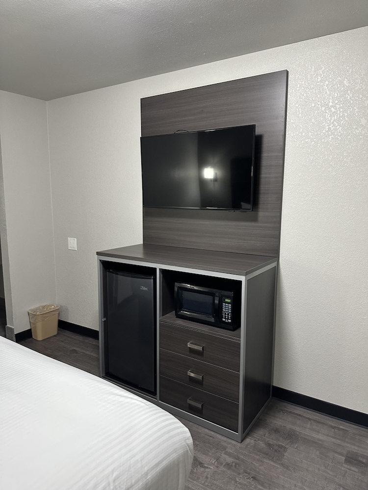 sleepy traveler motel
