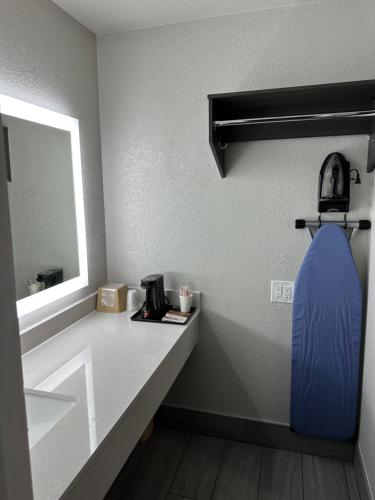 sleepy traveler motel