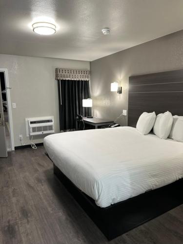 Sleepy Traveler Motel,Wagoner>>Muskogee,3 star