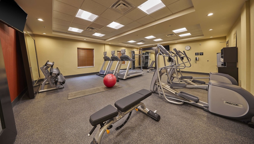 hampton inn and suites roseburg