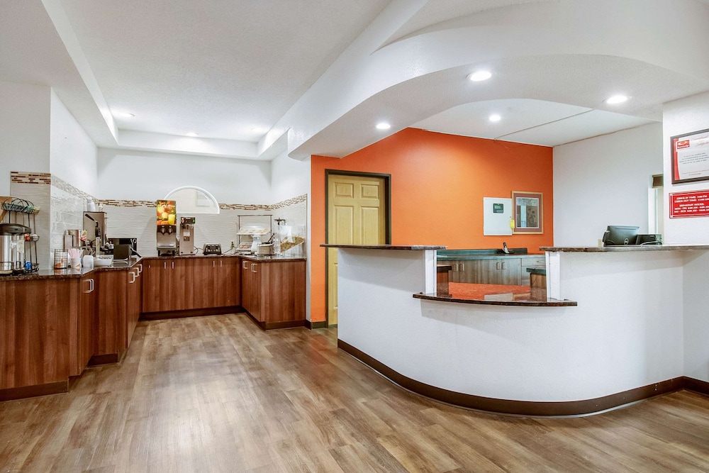 econo lodge