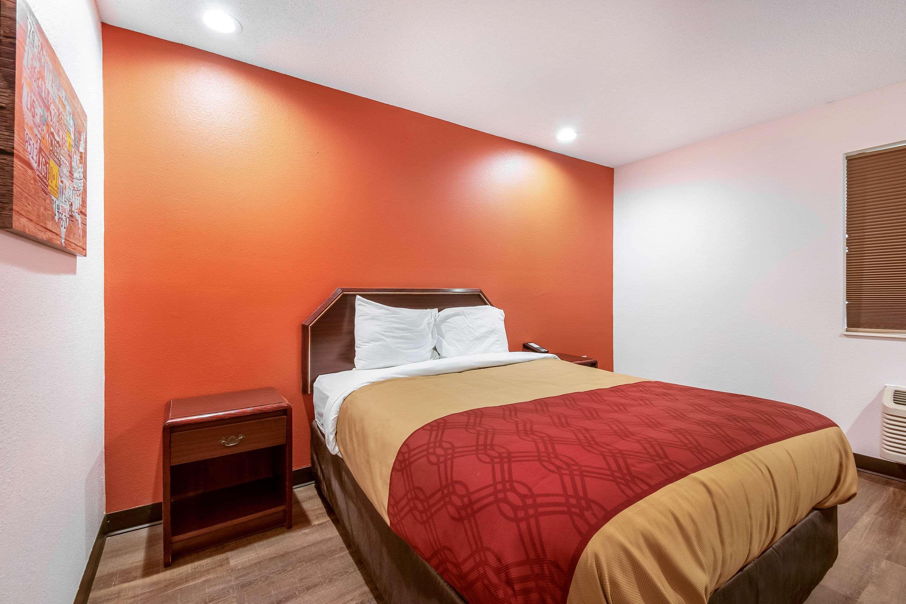 econo lodge