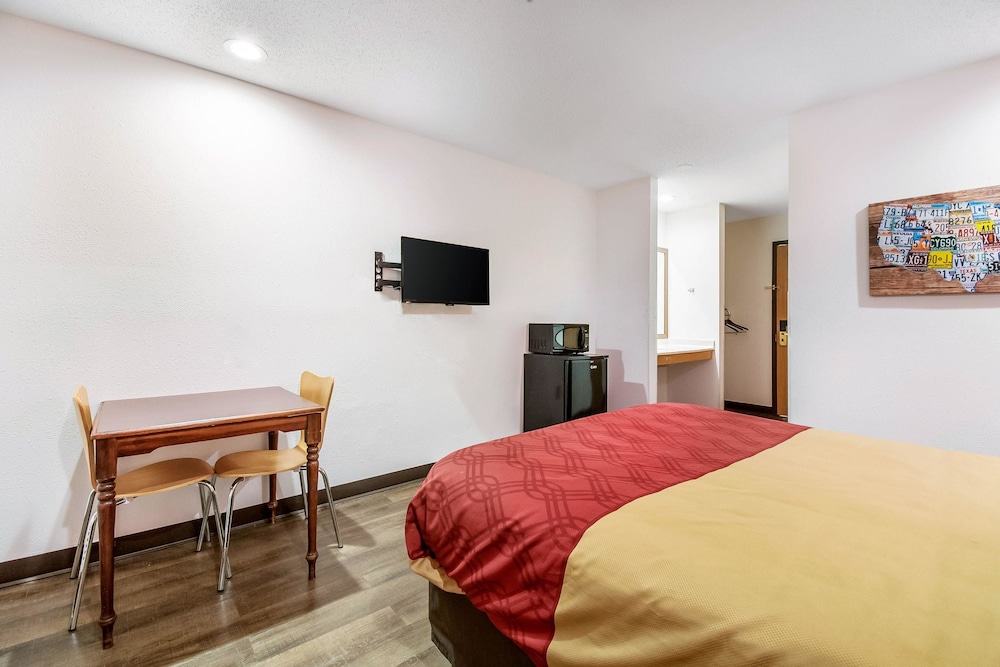 econo lodge