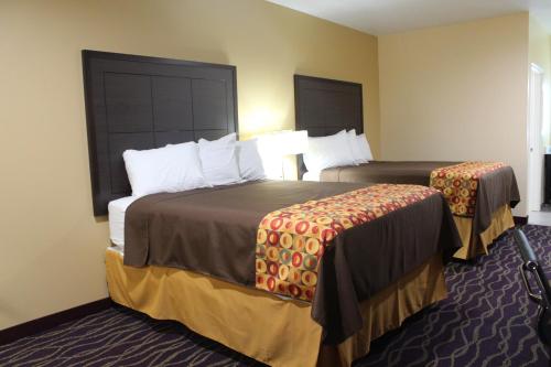 express inn and suites bush airport