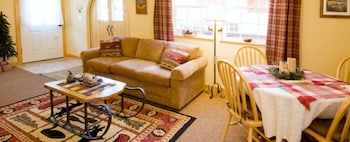 haus hanika adults only