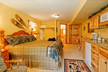 haus hanika adults only