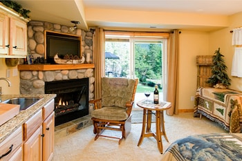 haus hanika adults only