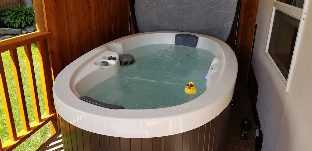 haus hanika adults only