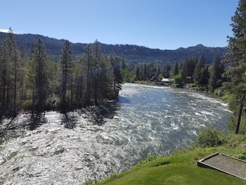 haus hanika adults only