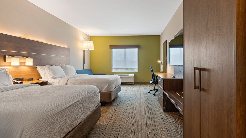 holiday inn express and suites macon north