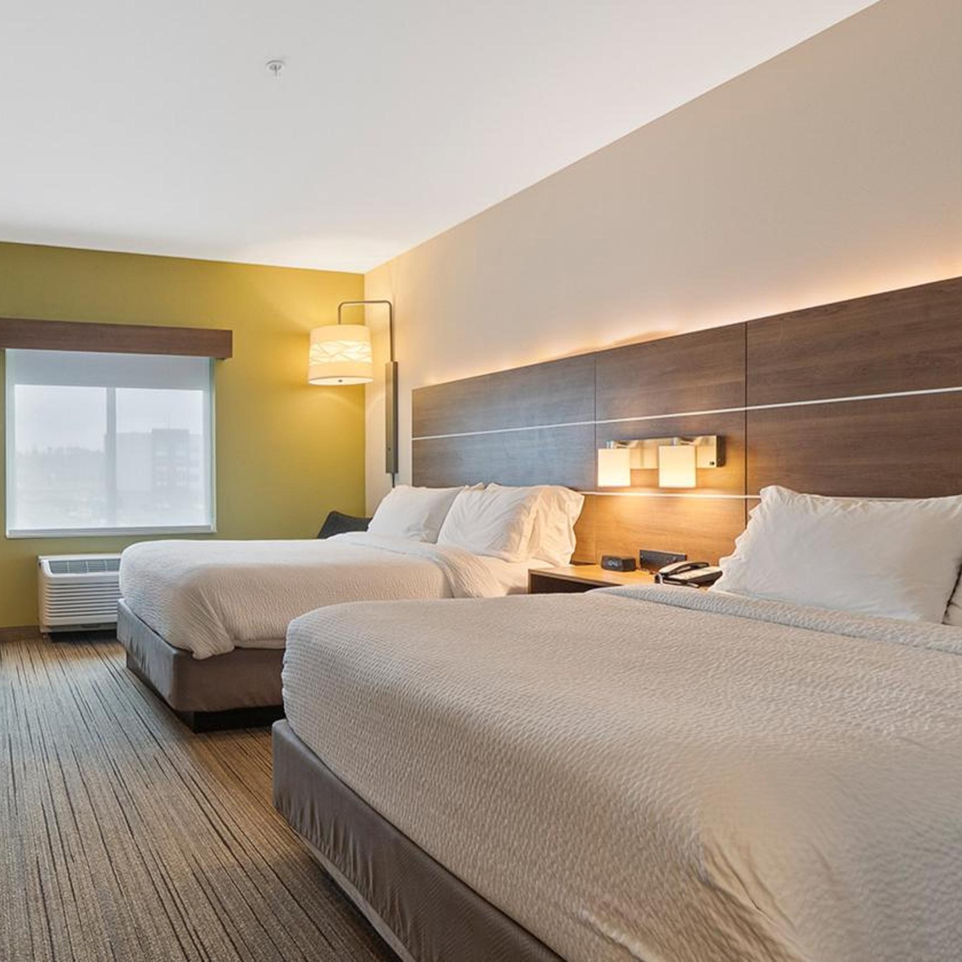 holiday inn express and suites macon north