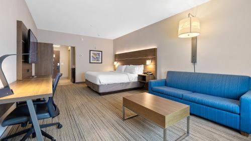 holiday inn express and suites macon north