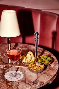 The Siren Hotel, An Ash Hotel,Near Ford Field,4 star