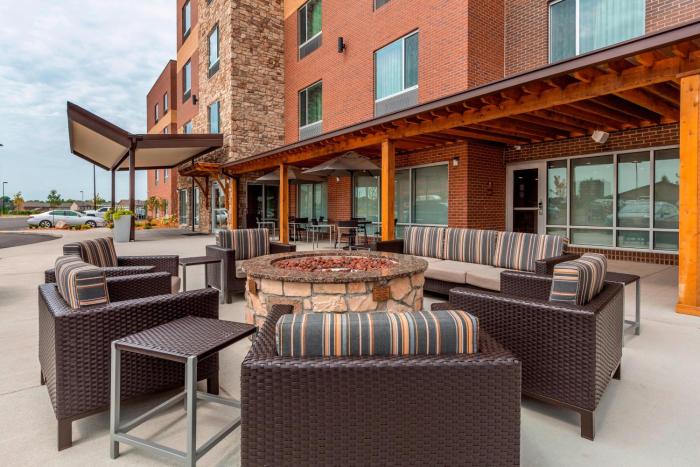 towneplace suites by marriott lexington keeneland airport