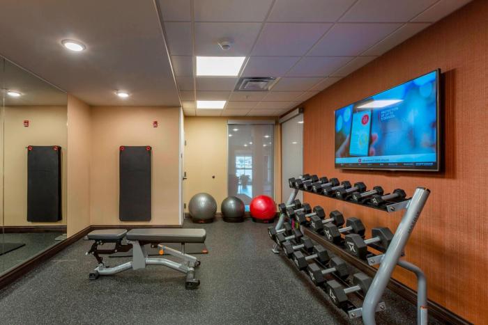 towneplace suites by marriott lexington keeneland airport