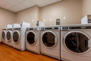 towneplace suites by marriott lexington keeneland airport