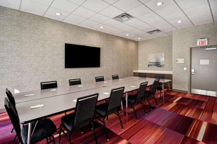home2 suites by hilton columbus downtown
