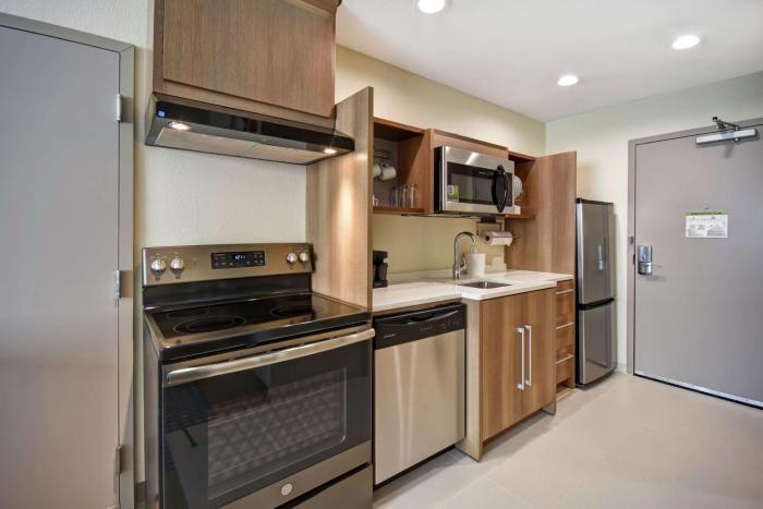 home2 suites by hilton columbus downtown
