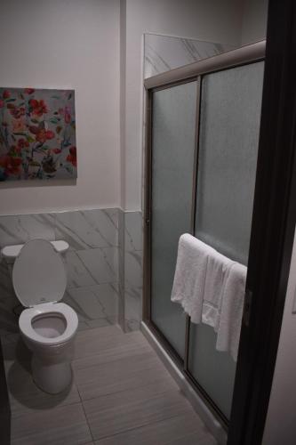 grand villa inn and suites humble