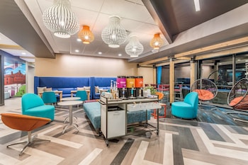 Tru By Hilton Madison West, Wi,Dane County Regional Airport>>Dane,3 star