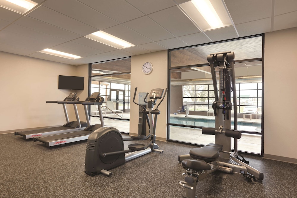 country inn and suites by radisson lawrence