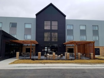 country inn and suites by radisson lawrence