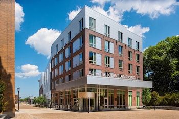 ac hotel by marriott boston cleveland circle