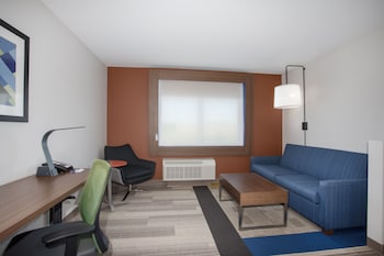 holiday inn express and suites dakota dunes event center