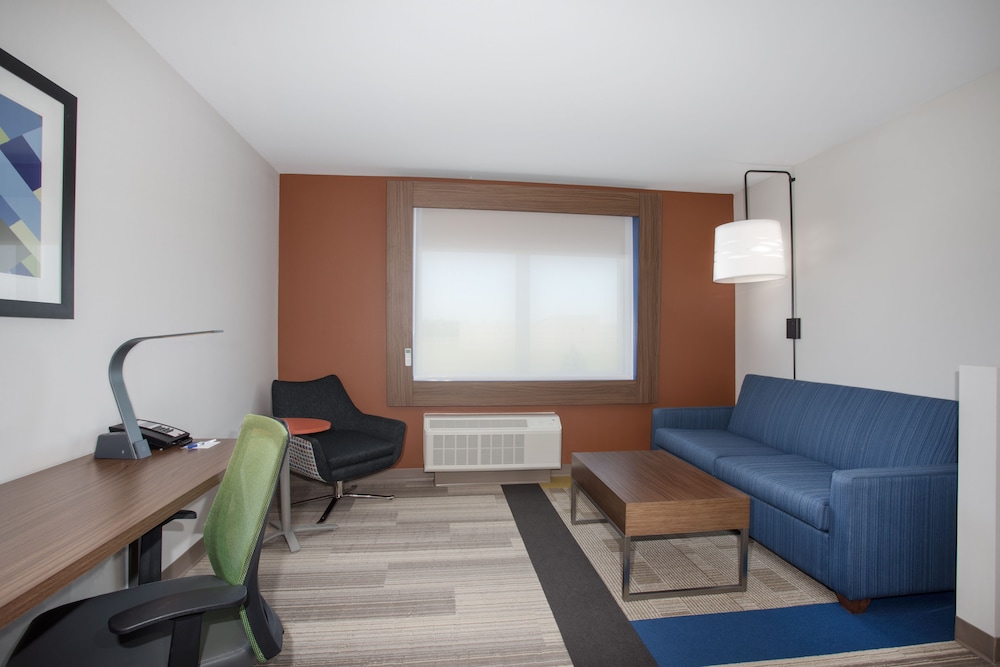 holiday inn express and suites dakota dunes event center