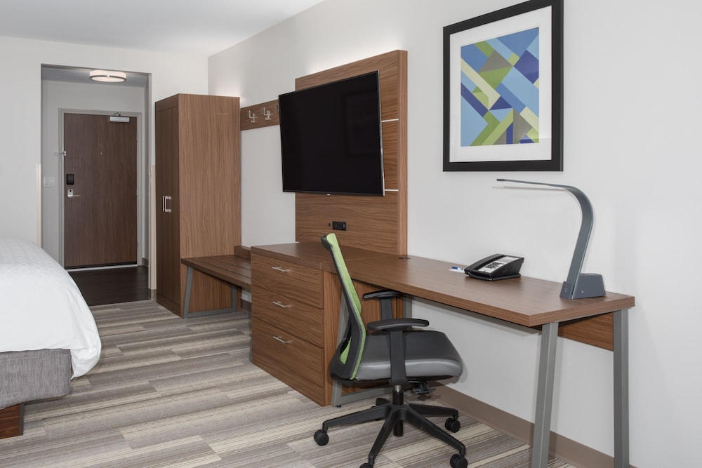 holiday inn express and suites dakota dunes event center