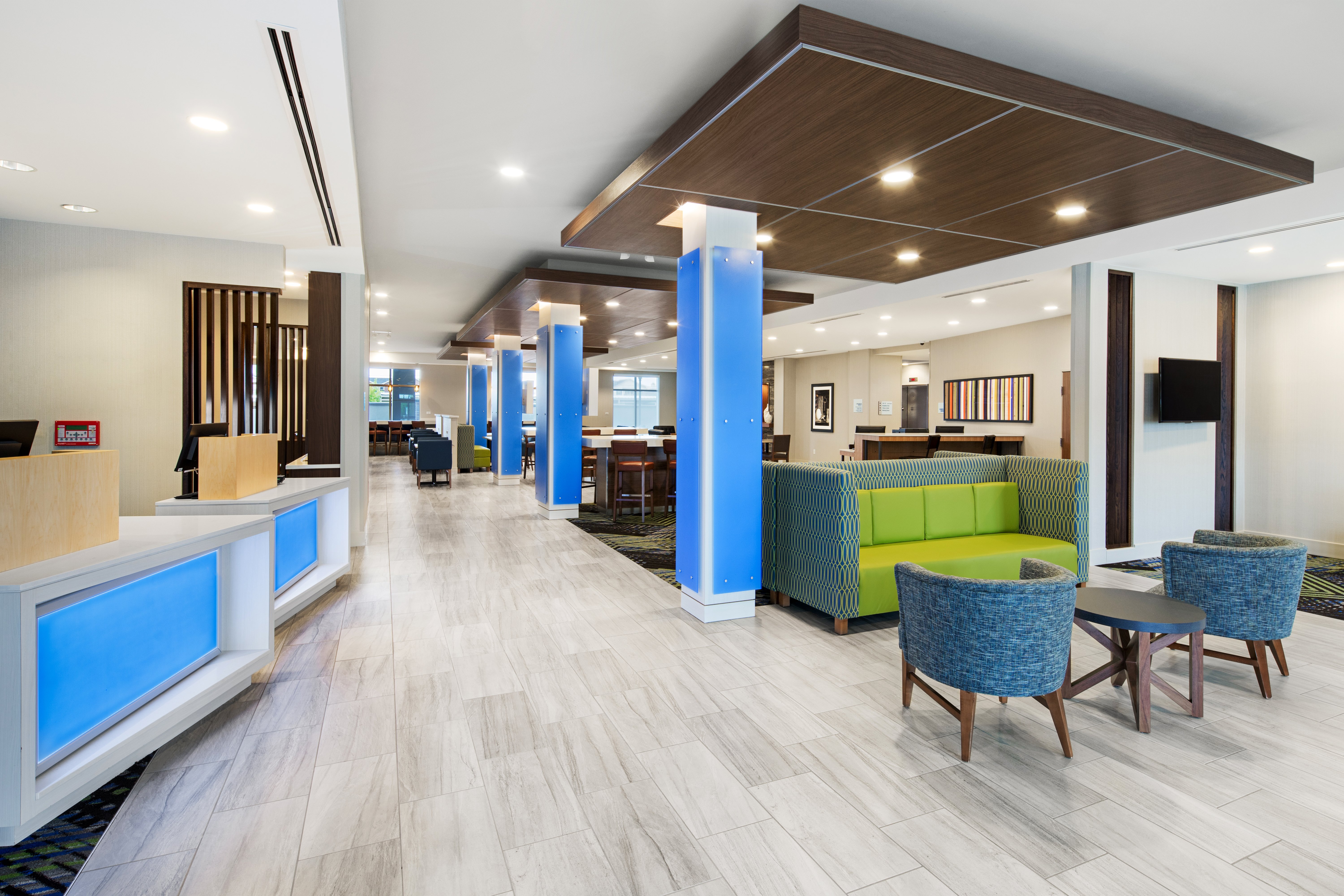 holiday inn express and suites lubbock central univ area
