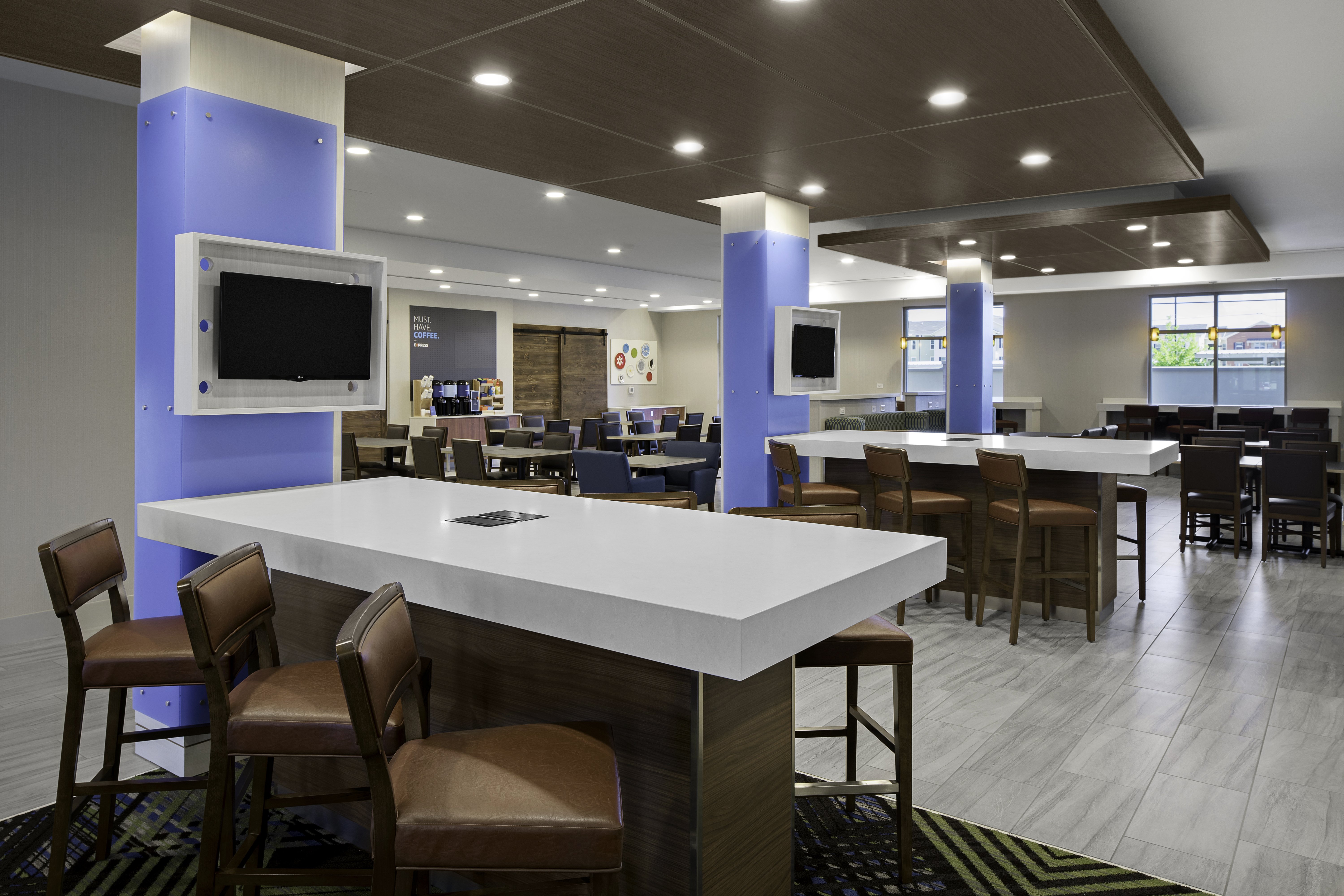 holiday inn express and suites lubbock central univ area