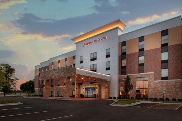 hampton inn and suites chicago burr ridge