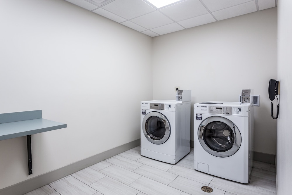 holiday inn express and suites hammond by ihg