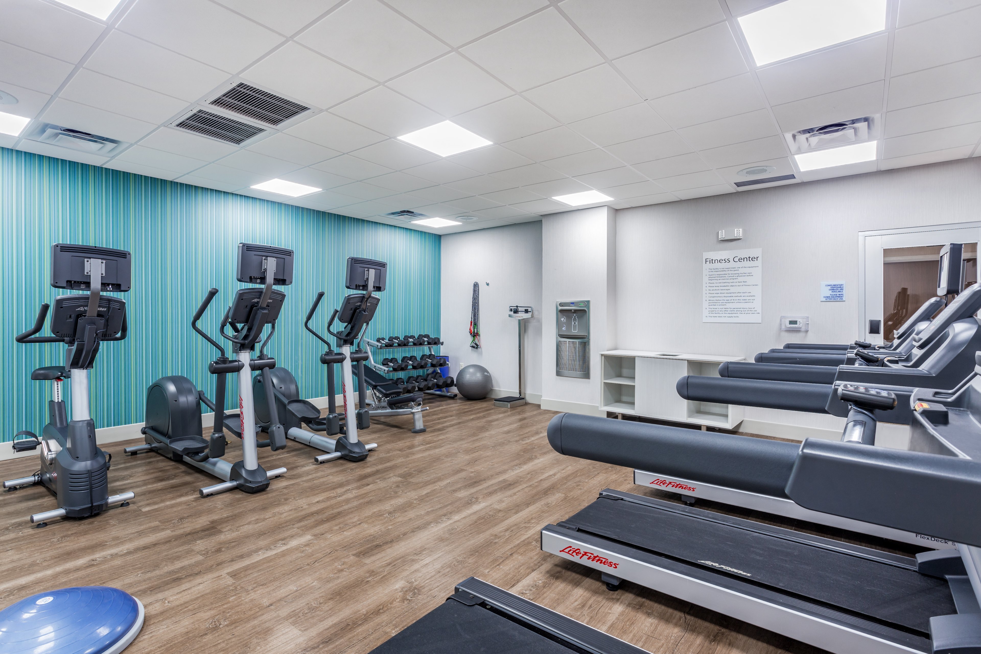 holiday inn express and suites hammond by ihg