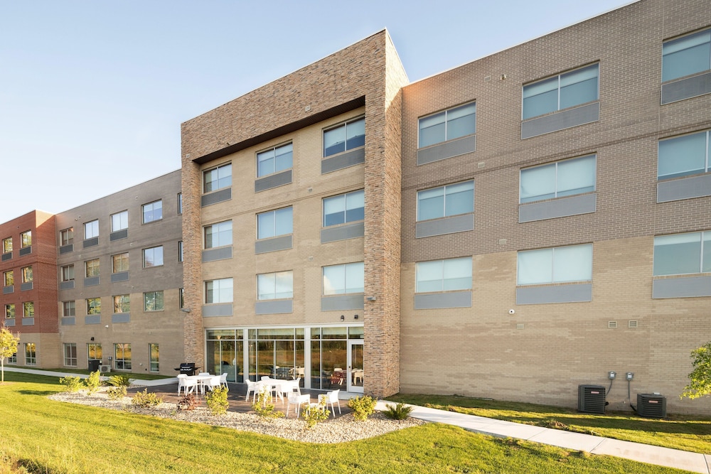 holiday inn express and suites kalamazoo west by ihg