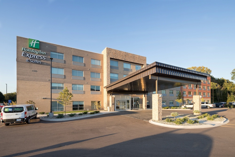 holiday inn express and suites kalamazoo west by ihg