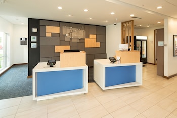 holiday inn express and suites kalamazoo west by ihg