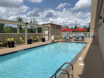 home2 suites by hilton savannah airport