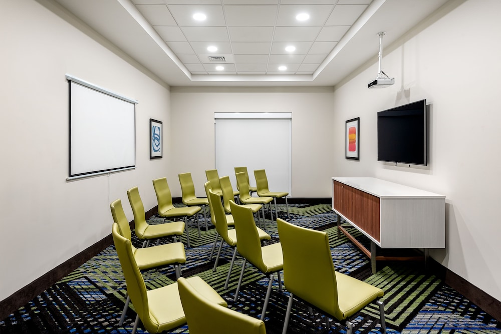 holiday inn express and suites punta gorda by ihg